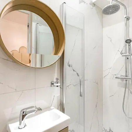 Wonderful Luxe Duplex, Eiffel Tower 8p Appartement Paris