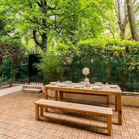 Wonderful Luxe Duplex, Eiffel Tower 8p *
